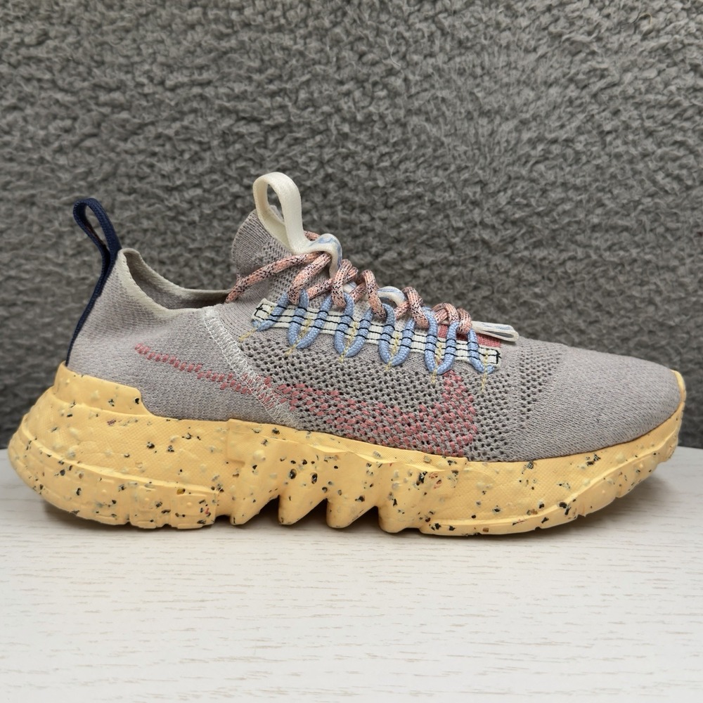 Nike Space Hippie 01 Melon Grey Men's 7 Low Top Sneaker DJ3056-003 Women's 8.5